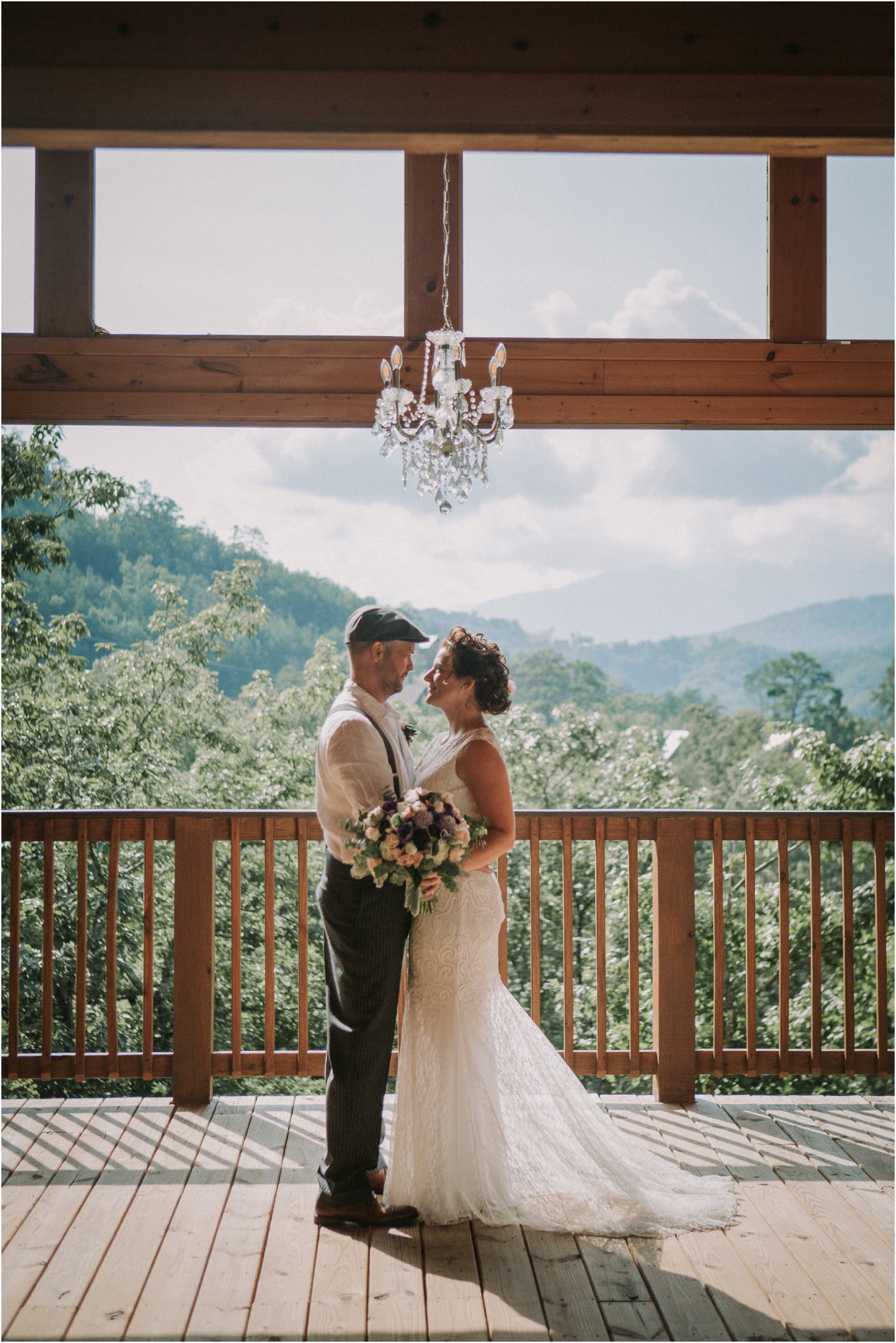 cabin-parkside-resort-the-magnolia-venue-tennessee-mountain-views-intimate-wedding_0068.jpg