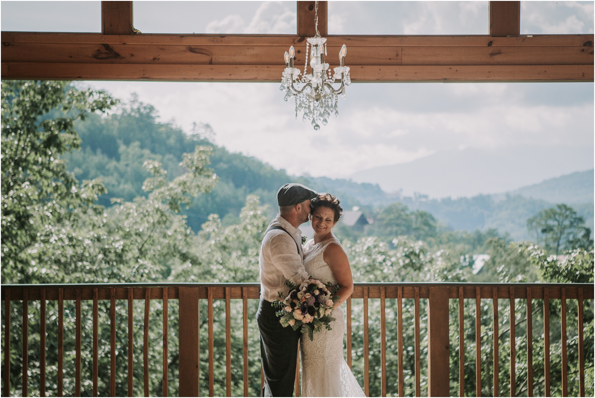 cabin-parkside-resort-the-magnolia-venue-tennessee-mountain-views-intimate-wedding_0072.jpg