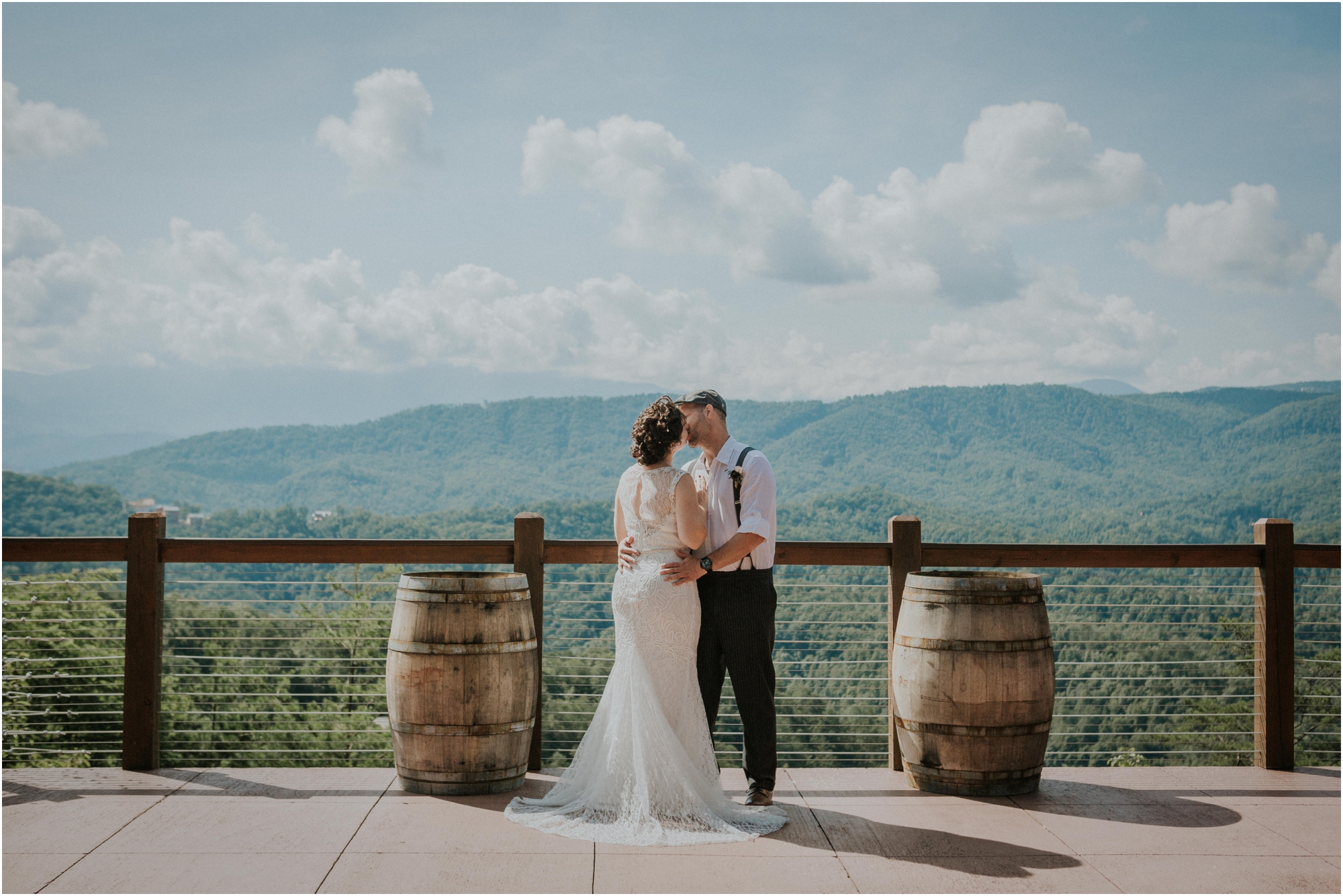 cabin-parkside-resort-the-magnolia-venue-tennessee-mountain-views-intimate-wedding_0096.jpg