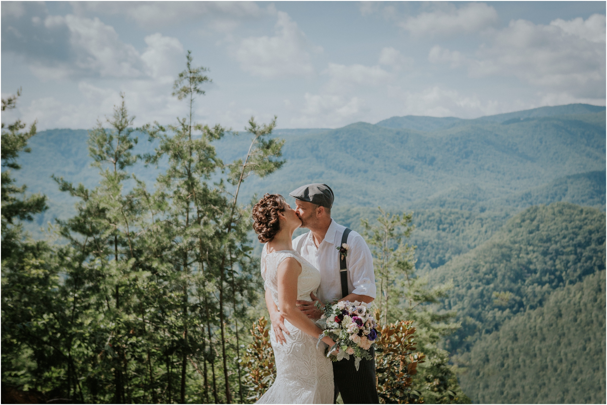 cabin-parkside-resort-the-magnolia-venue-tennessee-mountain-views-intimate-wedding_0103.jpg