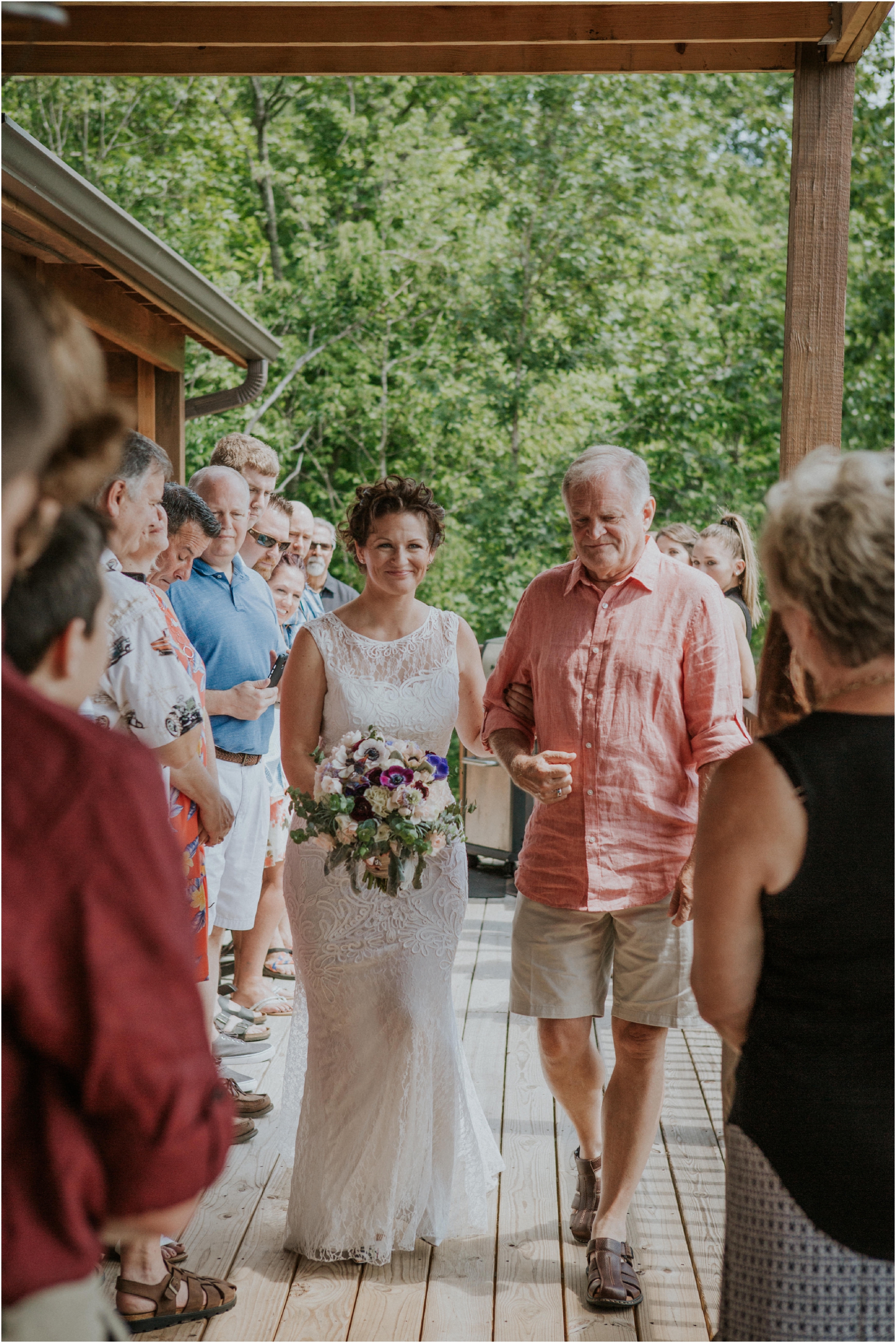 cabin-parkside-resort-the-magnolia-venue-tennessee-mountain-views-intimate-wedding_0118.jpg