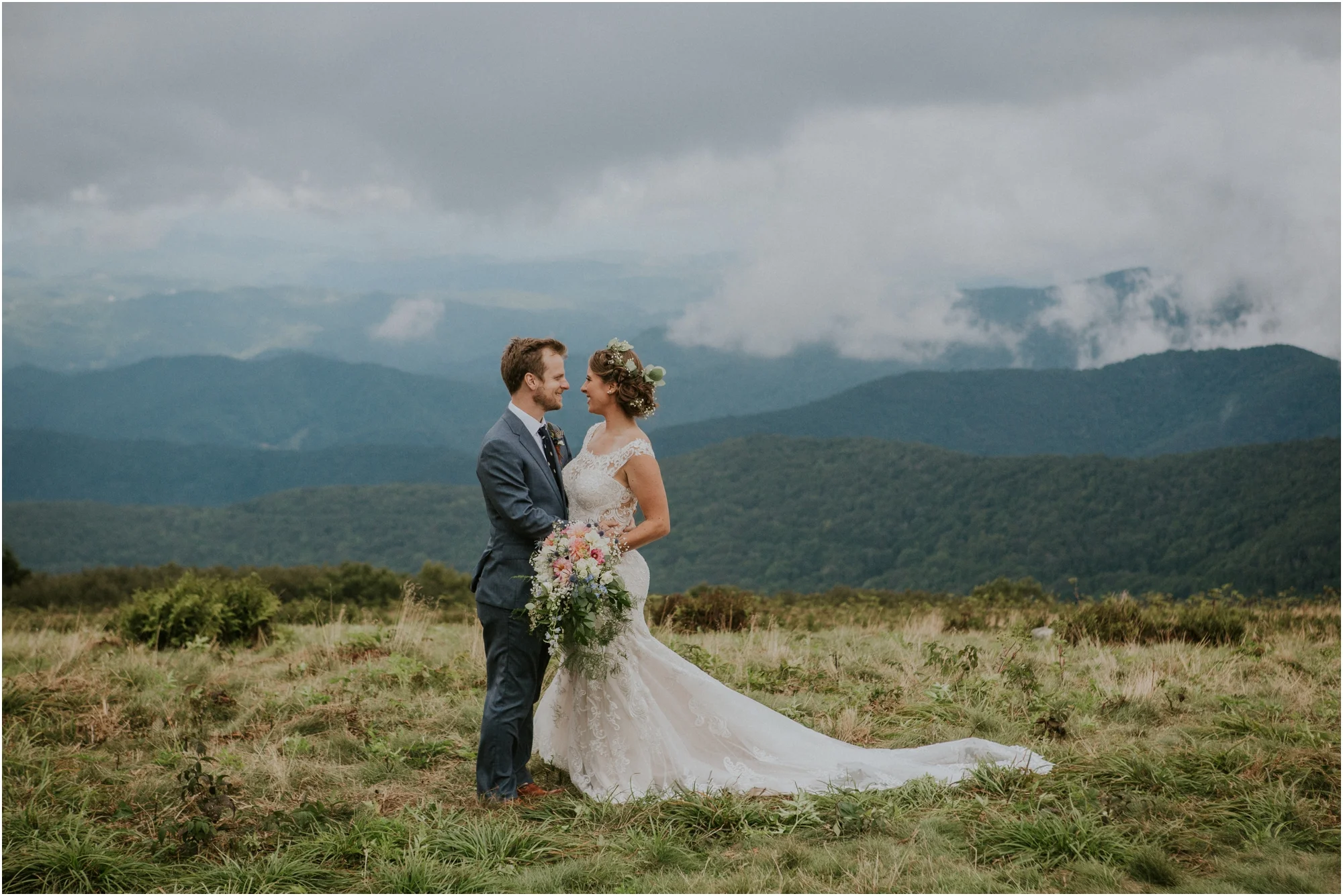 roan-mountain-appalachian-trail-thru-hiker-summer-wedding-tennessee-north-carolina-rustic-adventurous_0110.jpg