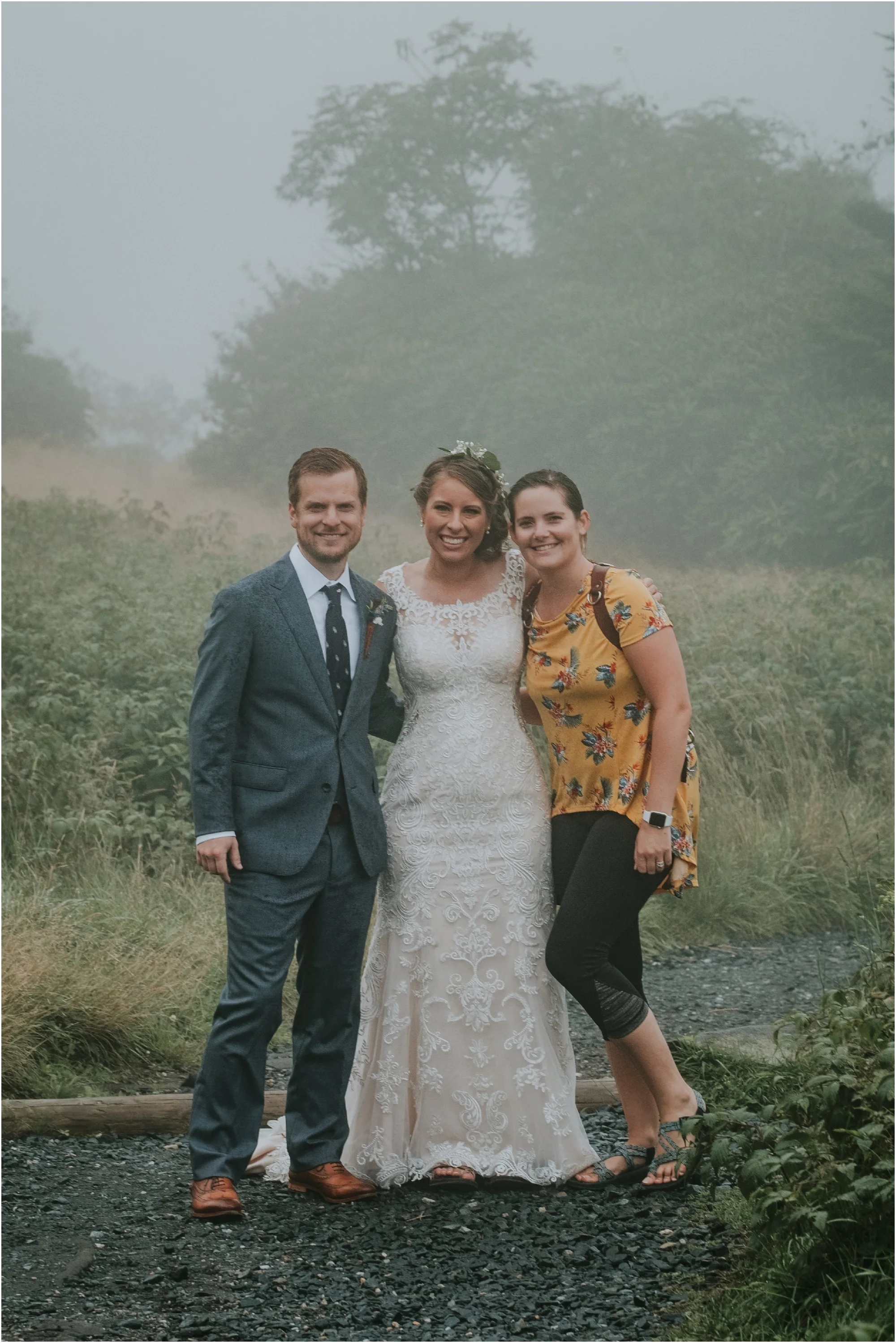 Big thanks to Jeremy, of Jeremy Gouge Photography, for assisting and second shooting with me on their day (and for taking our photo)!