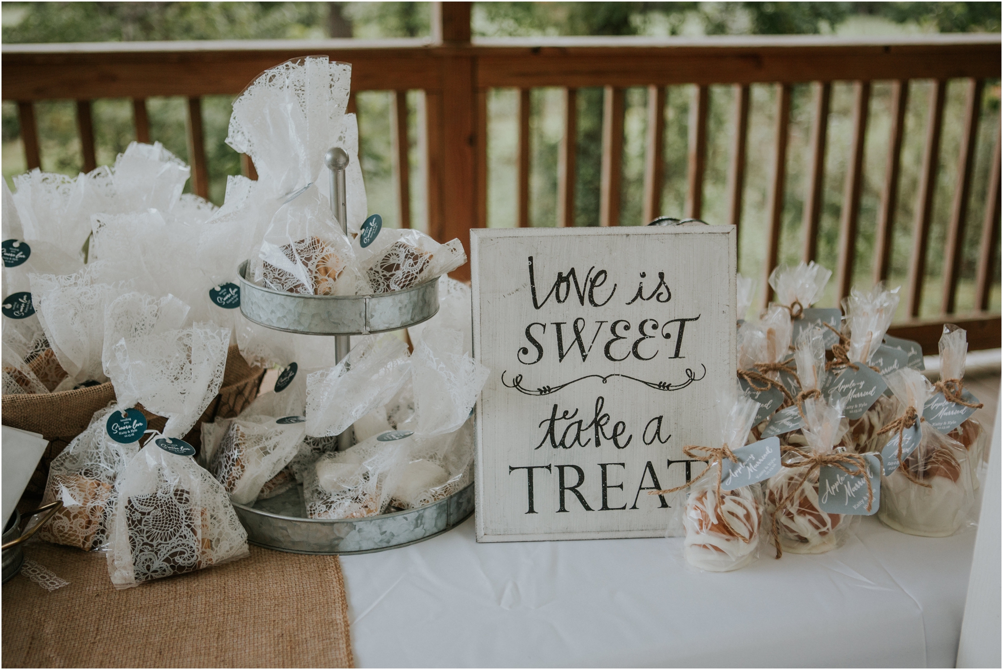 caryville-robbins-middle-tennessee-intimate-cozy-fall-navy-rustic-backyard-wedding_0118.jpg