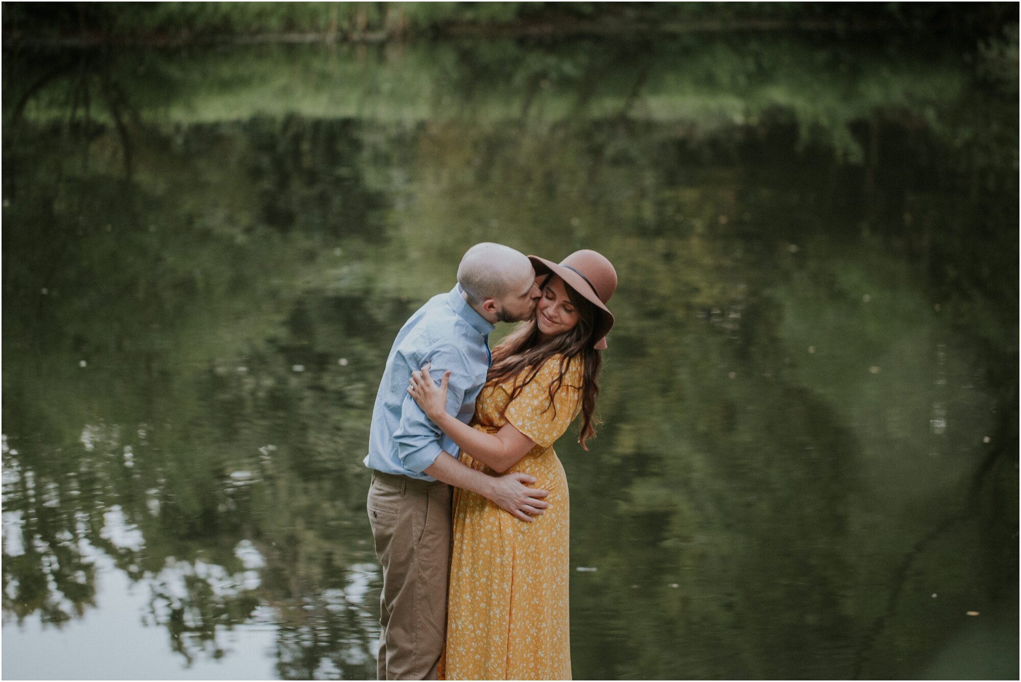 kingsport-tennessee-backyard-pond-bays-mountain-summer-engagement-session_0037.jpg