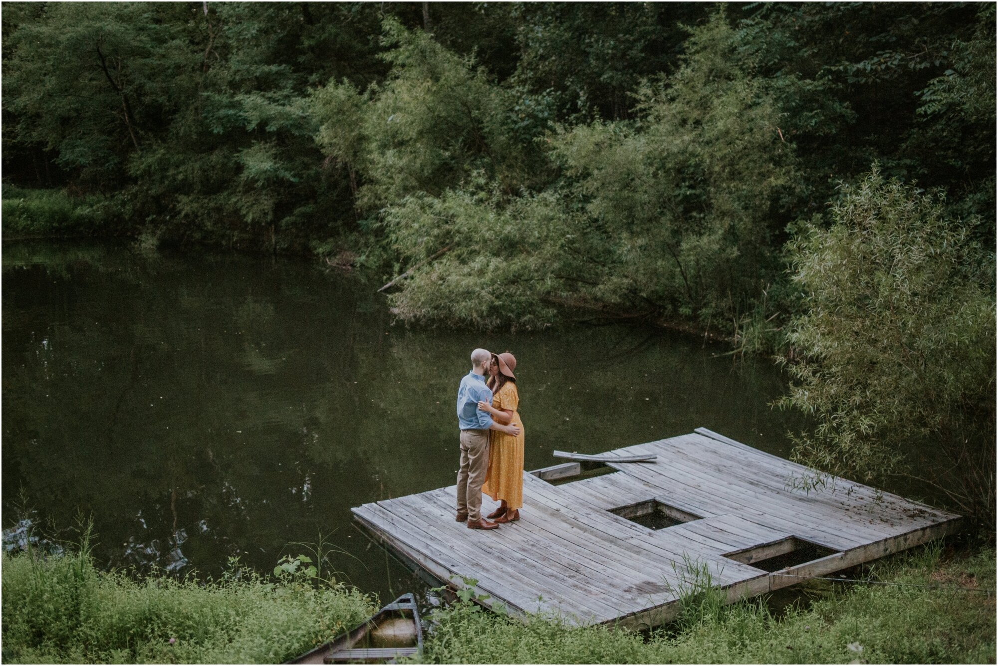 kingsport-tennessee-backyard-pond-bays-mountain-summer-engagement-session_0053.jpg