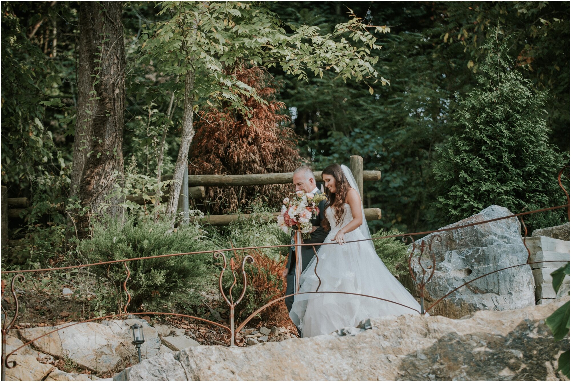 waterstone-venue-johnson-city-tennessee-pink-blue-wildflower-wedding-katy-sergent-photography_0114.jpg