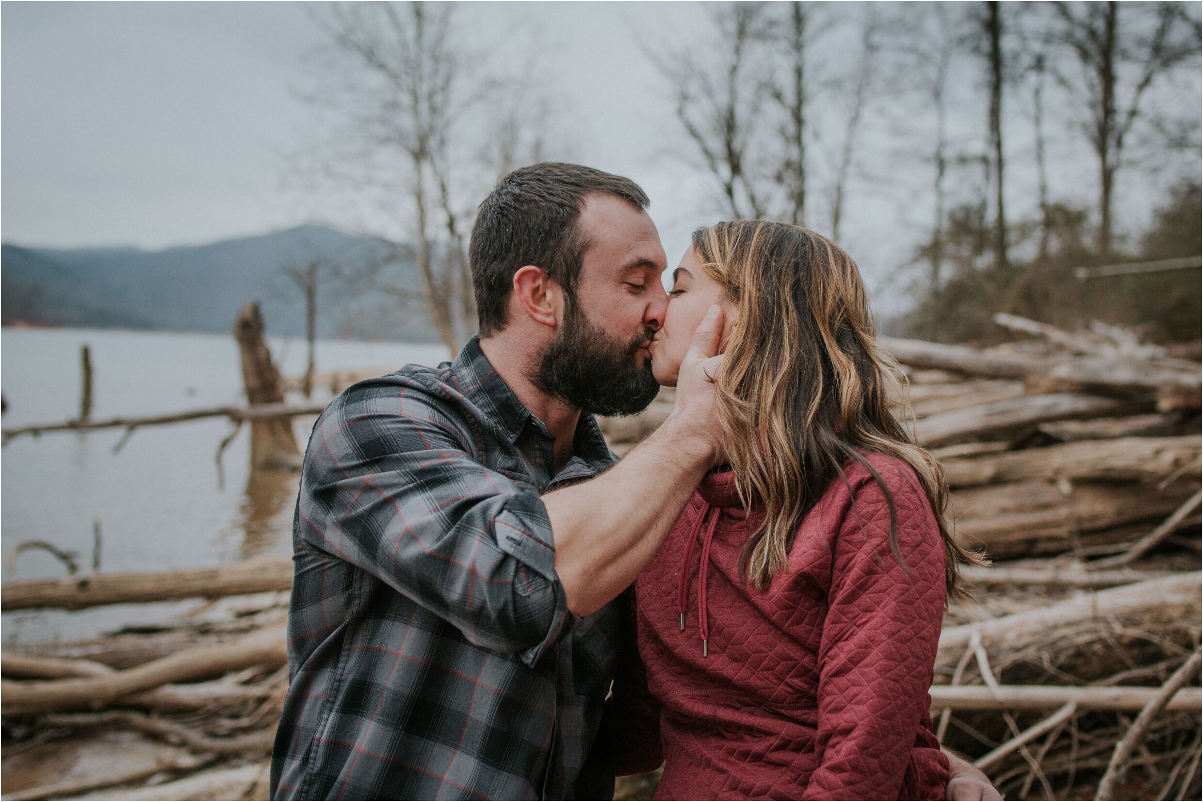 winter-lake-engagement-session-johnson-city-northeast-tennessee-wedding-elopement-photographer_0016.jpg