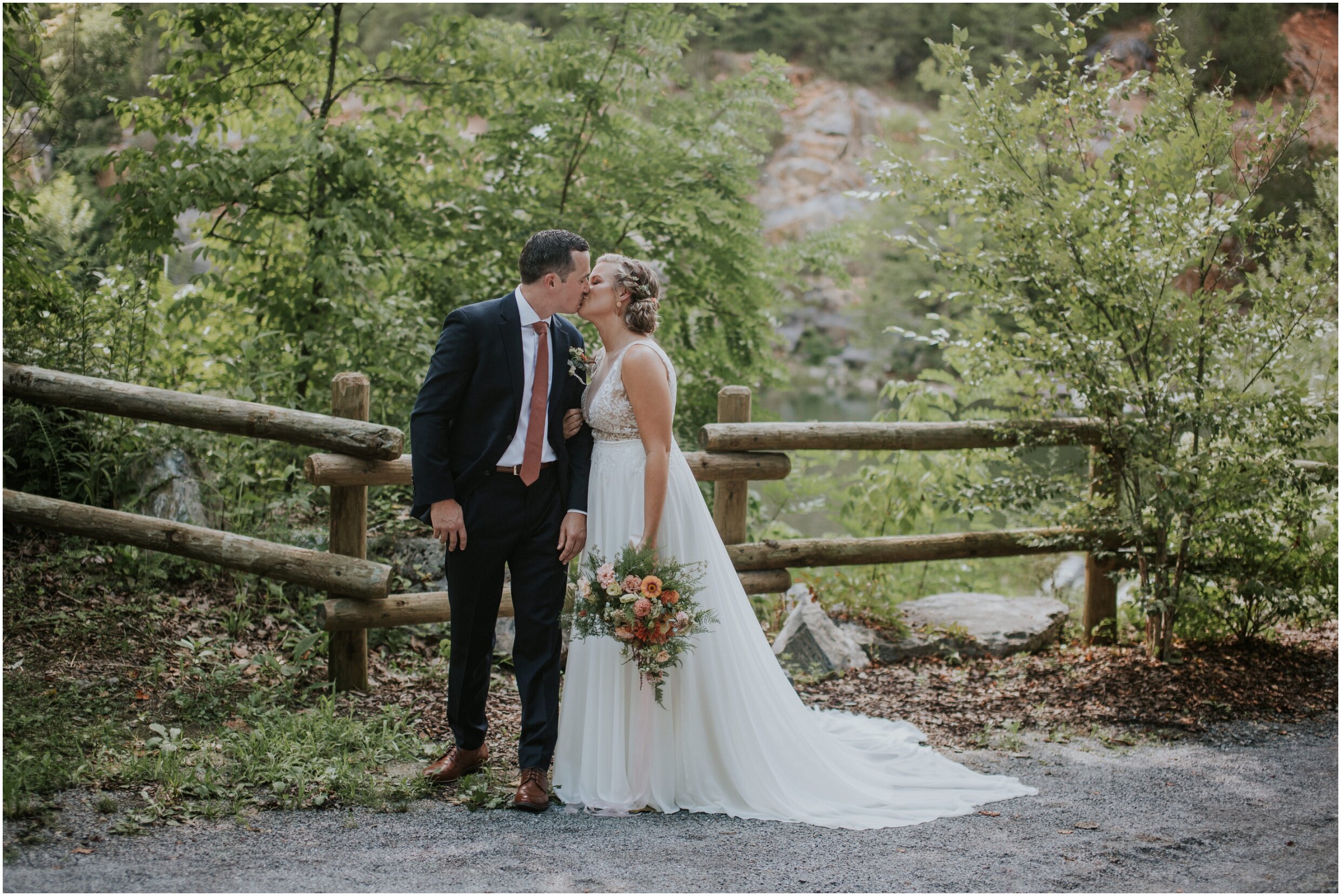 waterstone-venue-boho-summer-johnson-city-tennessee-northeast-tn-tricities-wedding-venue-rustic-waterfall-katy-sergent-photography_0116.jpg