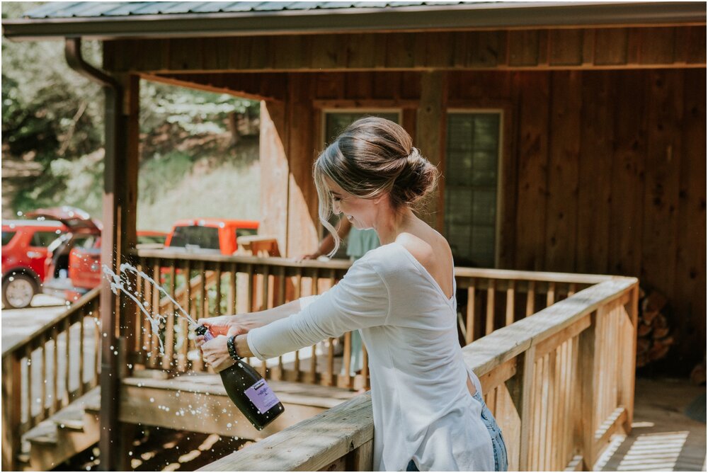 sugar-hollow-retreat-butler-tennessee-outdoor-wedding-venue-mountain-weekend-getaway-summer-rustic-wedding-katy-sergent_0014.jpg