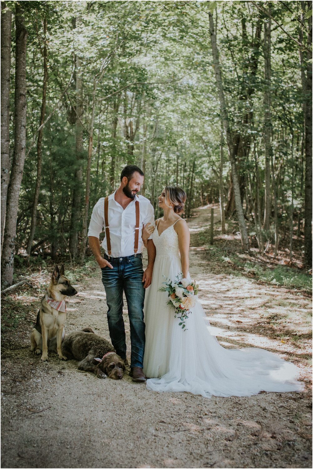 sugar-hollow-retreat-butler-tennessee-outdoor-wedding-venue-mountain-weekend-getaway-summer-rustic-wedding-katy-sergent_0050.jpg