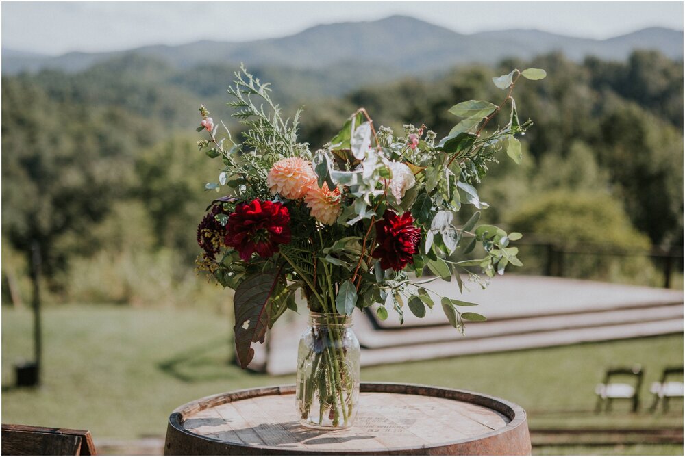 sugar-hollow-retreat-butler-tennessee-outdoor-wedding-venue-mountain-weekend-getaway-summer-rustic-wedding-katy-sergent_0080.jpg