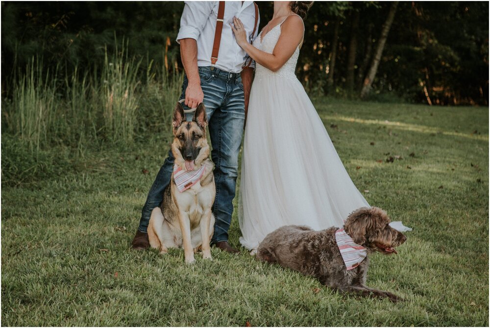 sugar-hollow-retreat-butler-tennessee-outdoor-wedding-venue-mountain-weekend-getaway-summer-rustic-wedding-katy-sergent_0120.jpg