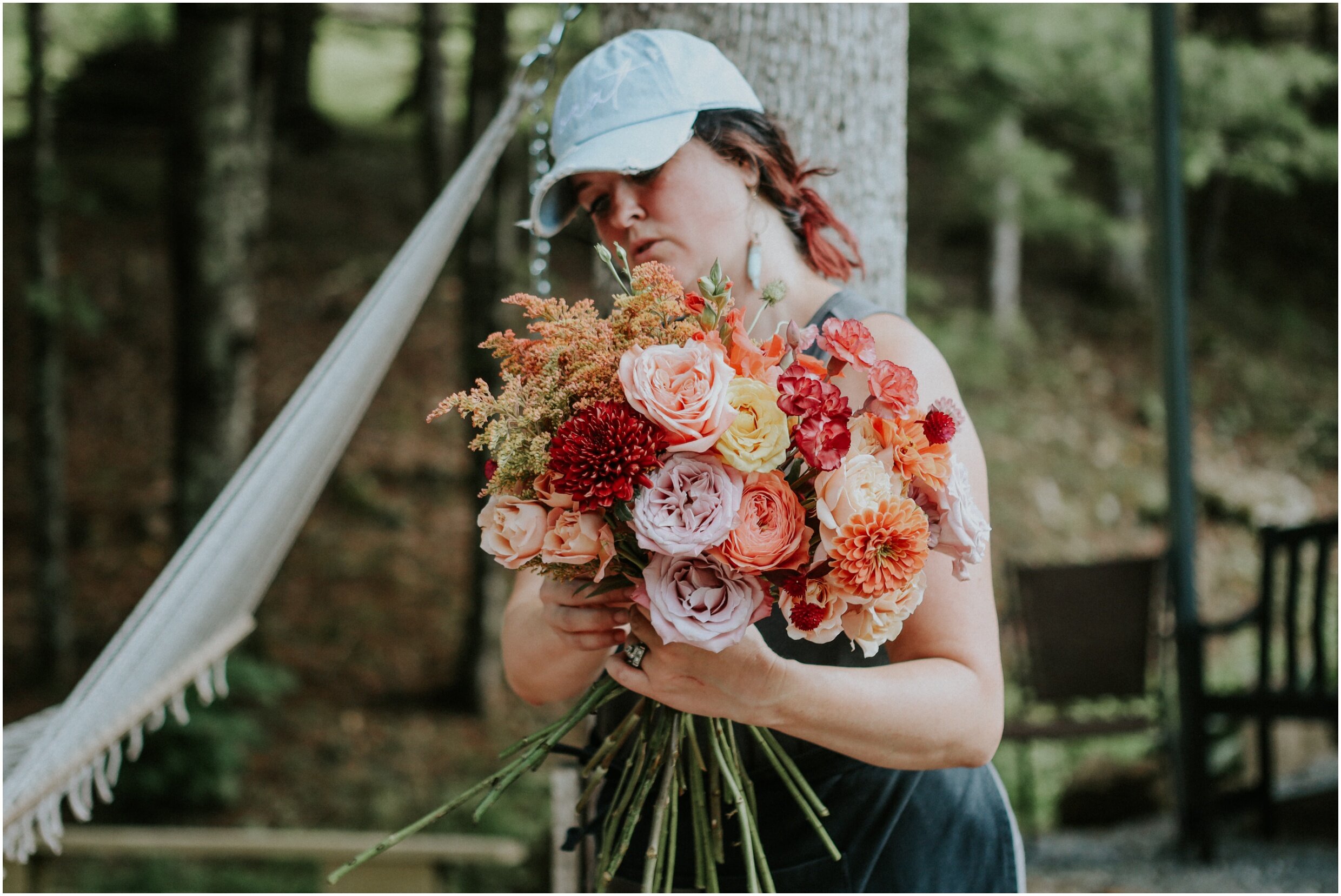 erwin-tennessee-airbnb-intimate-wedding-bohemian-colorful-macrame-pond-house-johnson-city-photography_0003.jpg