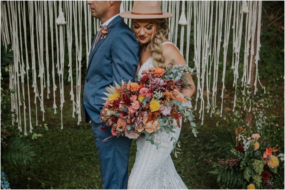 erwin-tennessee-airbnb-intimate-wedding-bohemian-colorful-macrame-pond-house-johnson-city-photography_0058.jpg