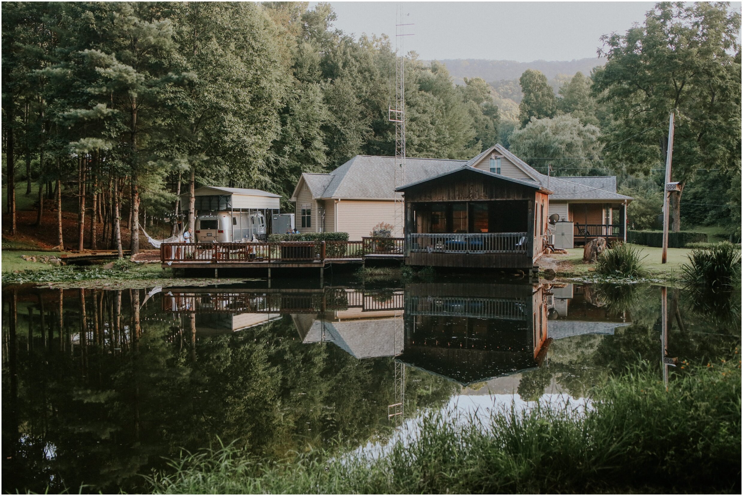 erwin-tennessee-airbnb-intimate-wedding-bohemian-colorful-macrame-pond-house-johnson-city-photography_0060.jpg