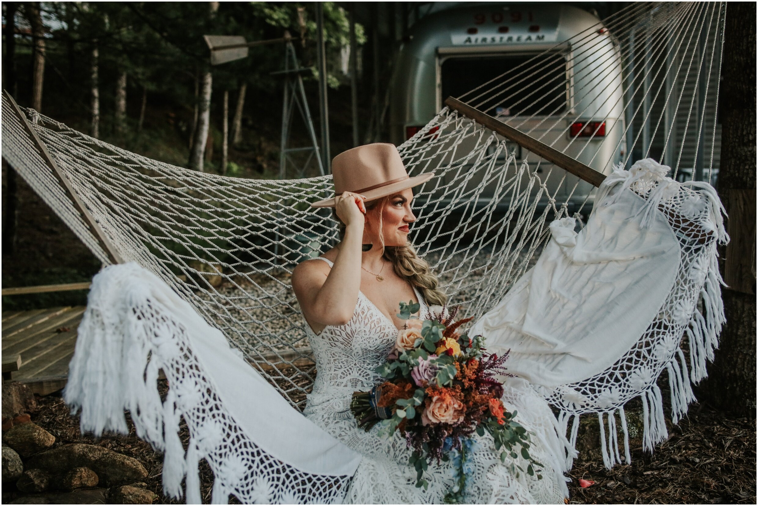 erwin-tennessee-airbnb-intimate-wedding-bohemian-colorful-macrame-pond-house-johnson-city-photography_0085.jpg