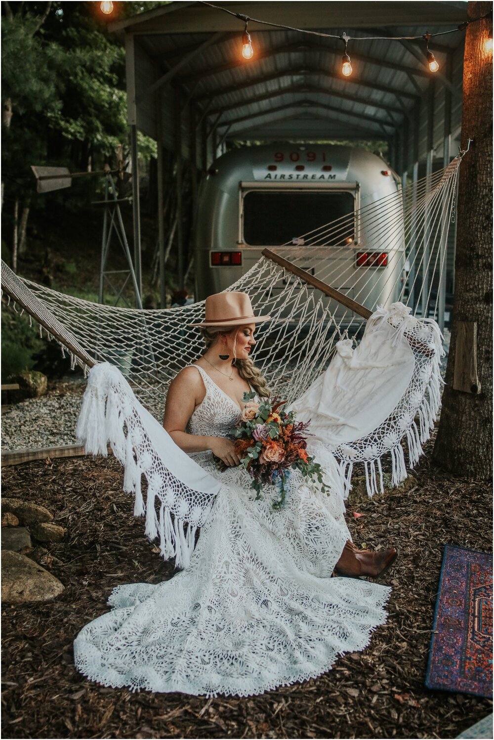 erwin-tennessee-airbnb-intimate-wedding-bohemian-colorful-macrame-pond-house-johnson-city-photography_0084.jpg