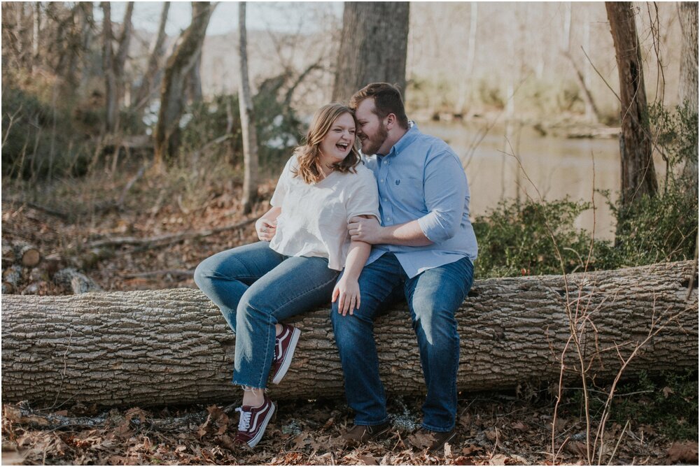 bristol-tennessee-virginia-south-holston-dam-engagement-session-wedding-photographer-east-tn-southwest-virginia-katy-sergent_0005.jpg