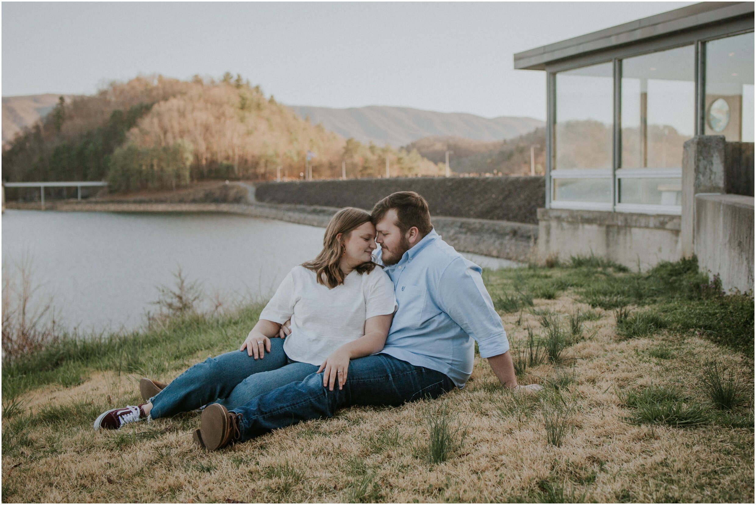 bristol-tennessee-virginia-south-holston-dam-engagement-session-wedding-photographer-east-tn-southwest-virginia-katy-sergent_0018.jpg