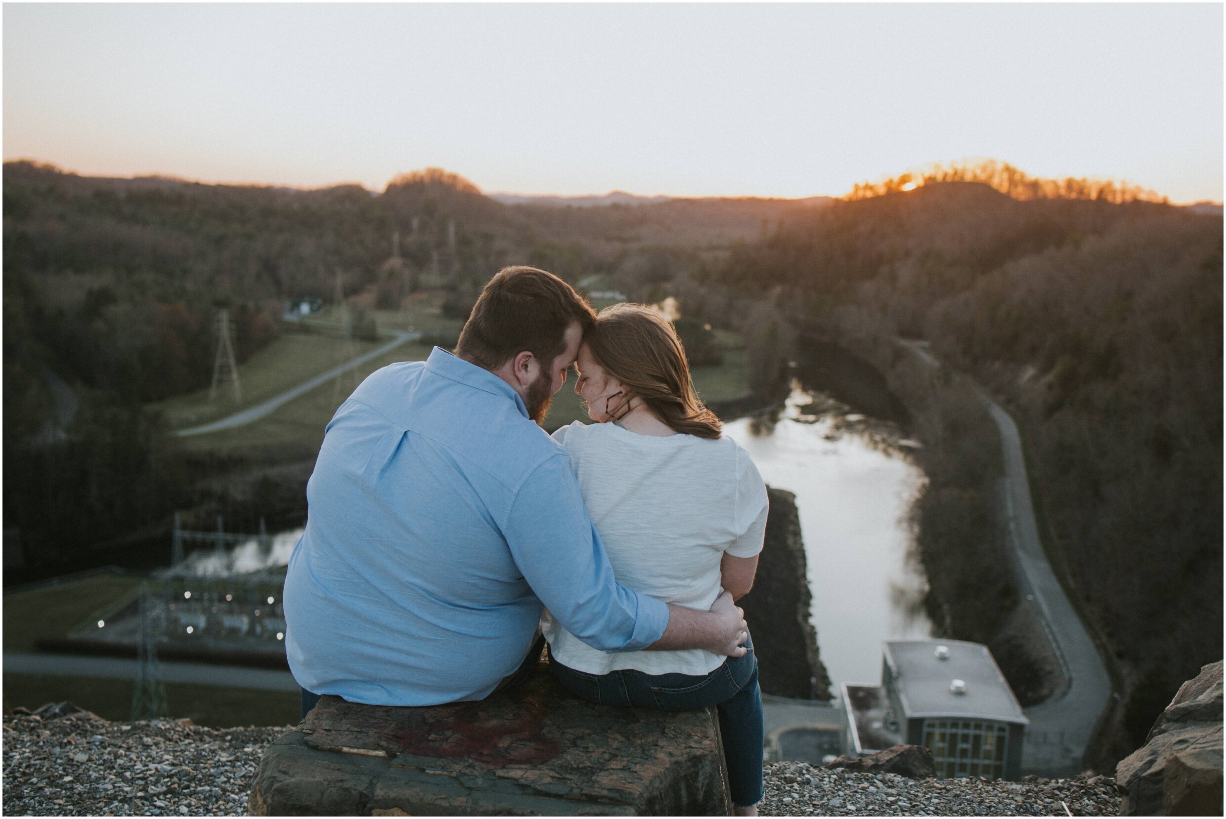 bristol-tennessee-virginia-south-holston-dam-engagement-session-wedding-photographer-east-tn-southwest-virginia-katy-sergent_0039.jpg