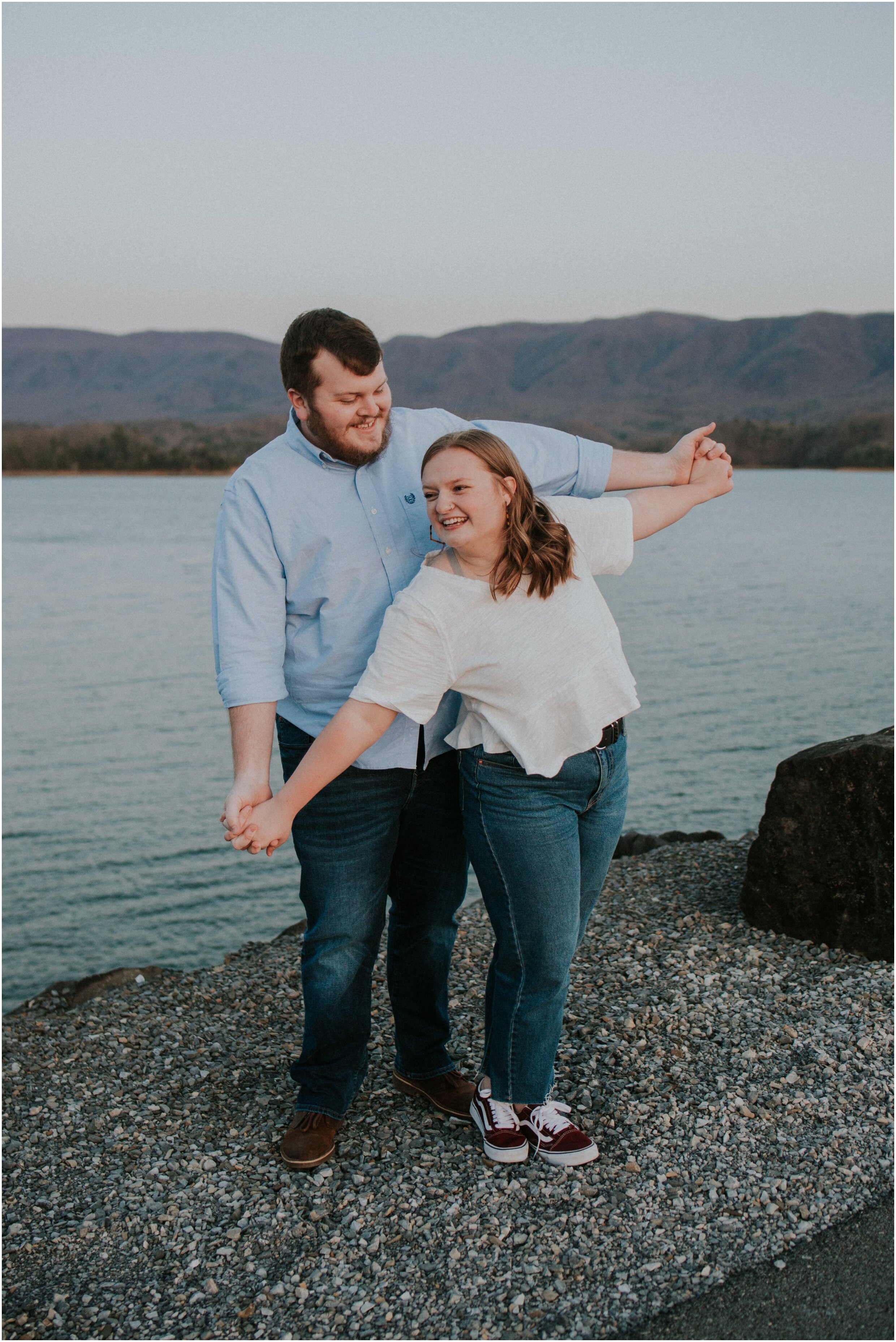 bristol-tennessee-virginia-south-holston-dam-engagement-session-wedding-photographer-east-tn-southwest-virginia-katy-sergent_0042.jpg