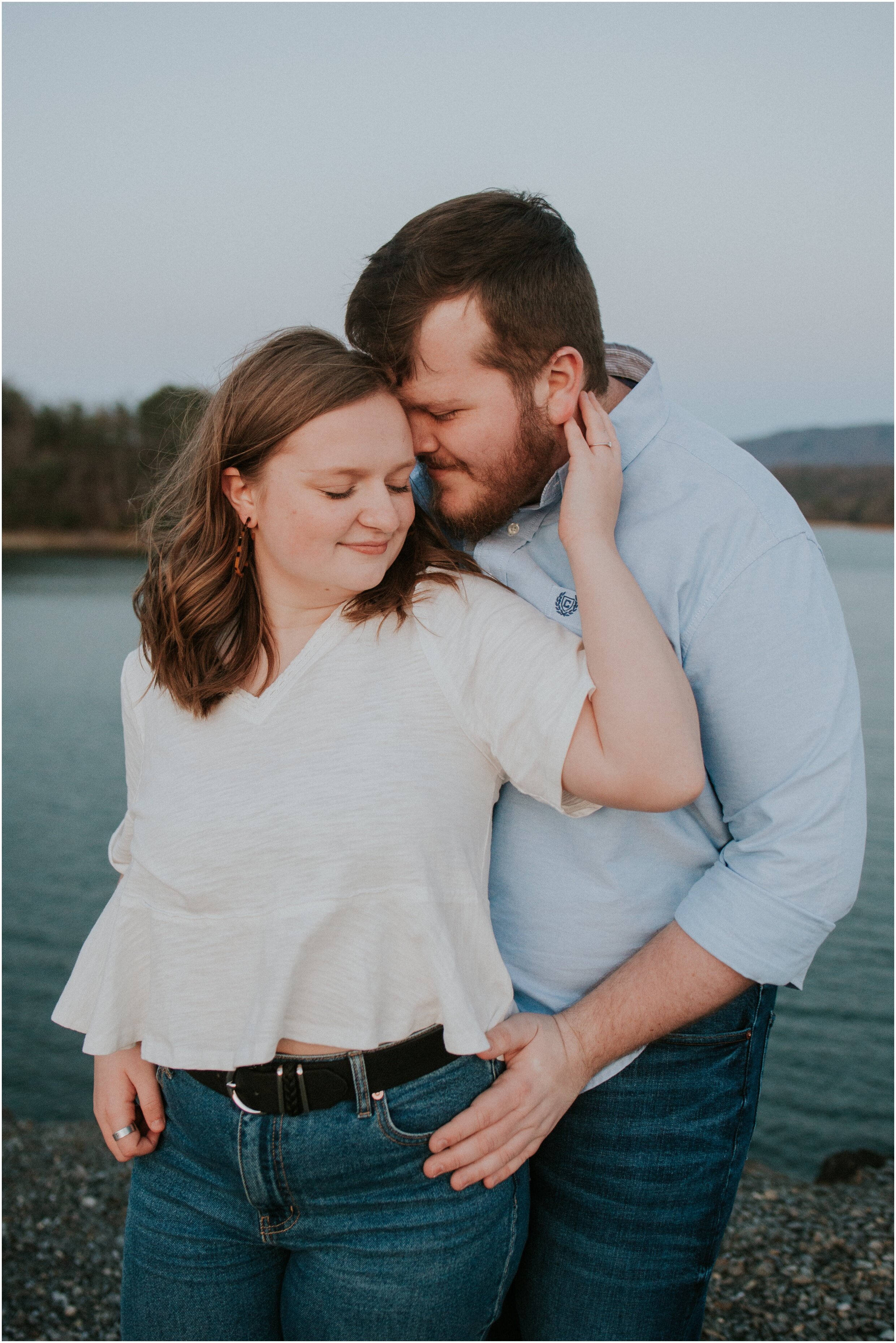 bristol-tennessee-virginia-south-holston-dam-engagement-session-wedding-photographer-east-tn-southwest-virginia-katy-sergent_0047.jpg