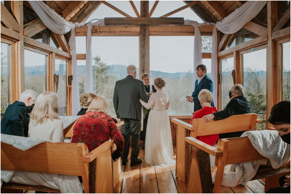 greeneville-tennessee-nolichuckey-bluffs-glass-wedding-chapel-micro-intimate-wedding-elopement-northeast-tn-johnson-city-katy-sergent-photography_0024.jpg
