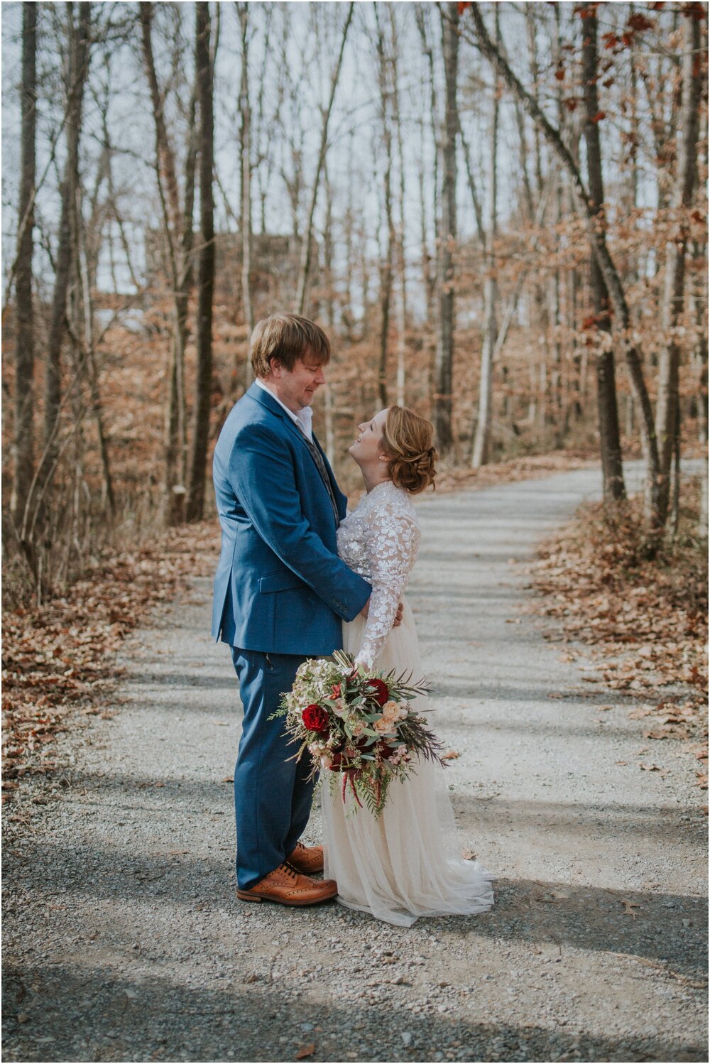 greeneville-tennessee-nolichuckey-bluffs-glass-wedding-chapel-micro-intimate-wedding-elopement-northeast-tn-johnson-city-katy-sergent-photography_0035.jpg