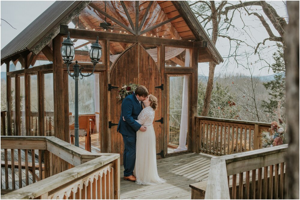 greeneville-tennessee-nolichuckey-bluffs-glass-wedding-chapel-micro-intimate-wedding-elopement-northeast-tn-johnson-city-katy-sergent-photography_0042.jpg