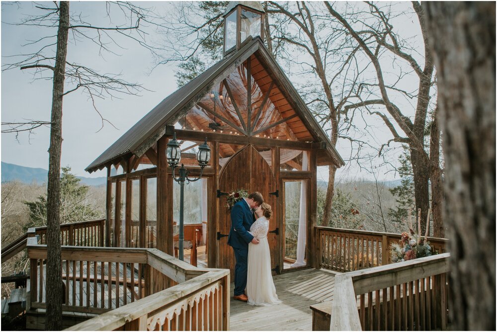 greeneville-tennessee-nolichuckey-bluffs-glass-wedding-chapel-micro-intimate-wedding-elopement-northeast-tn-johnson-city-katy-sergent-photography_0043.jpg