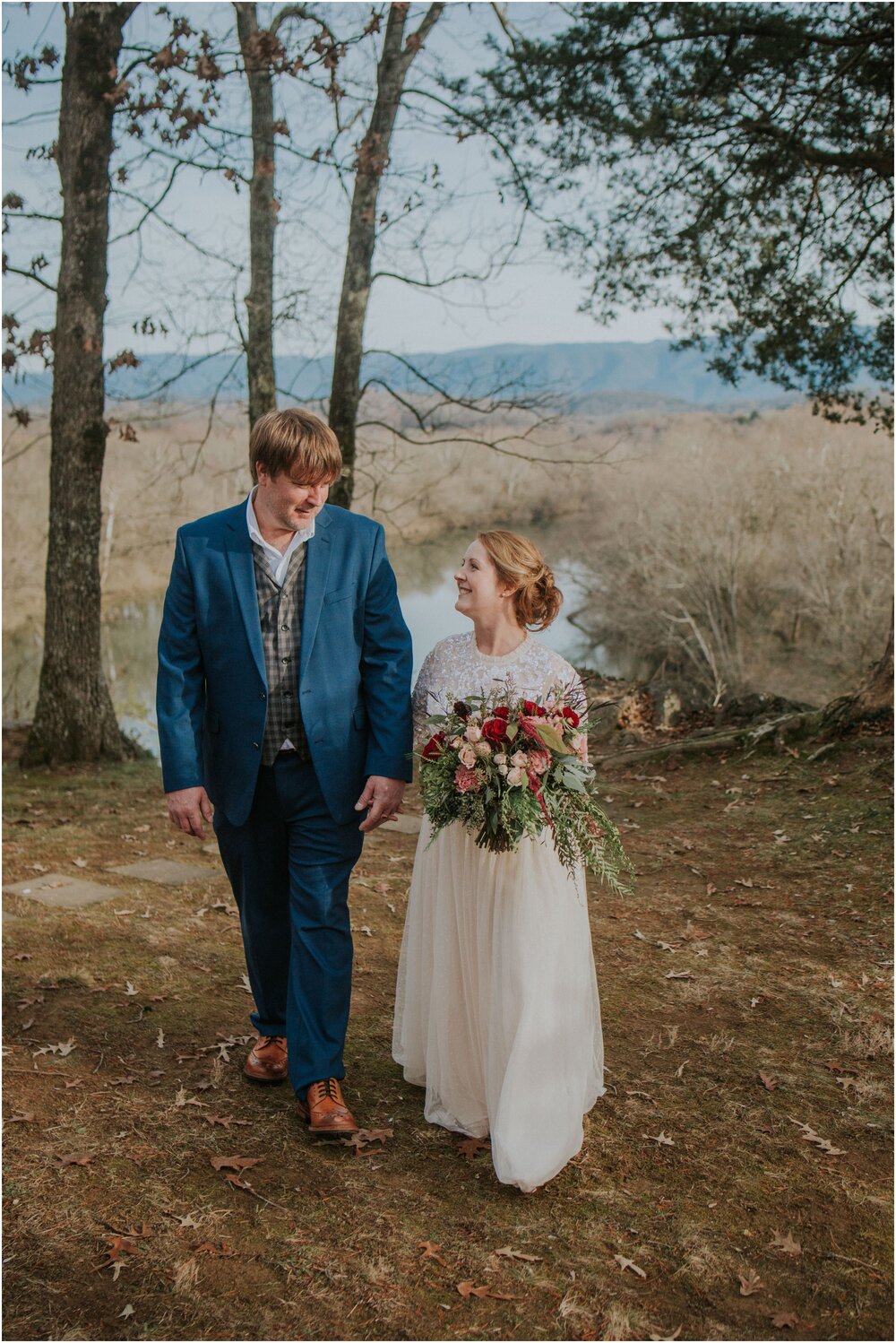 greeneville-tennessee-nolichuckey-bluffs-glass-wedding-chapel-micro-intimate-wedding-elopement-northeast-tn-johnson-city-katy-sergent-photography_0094.jpg