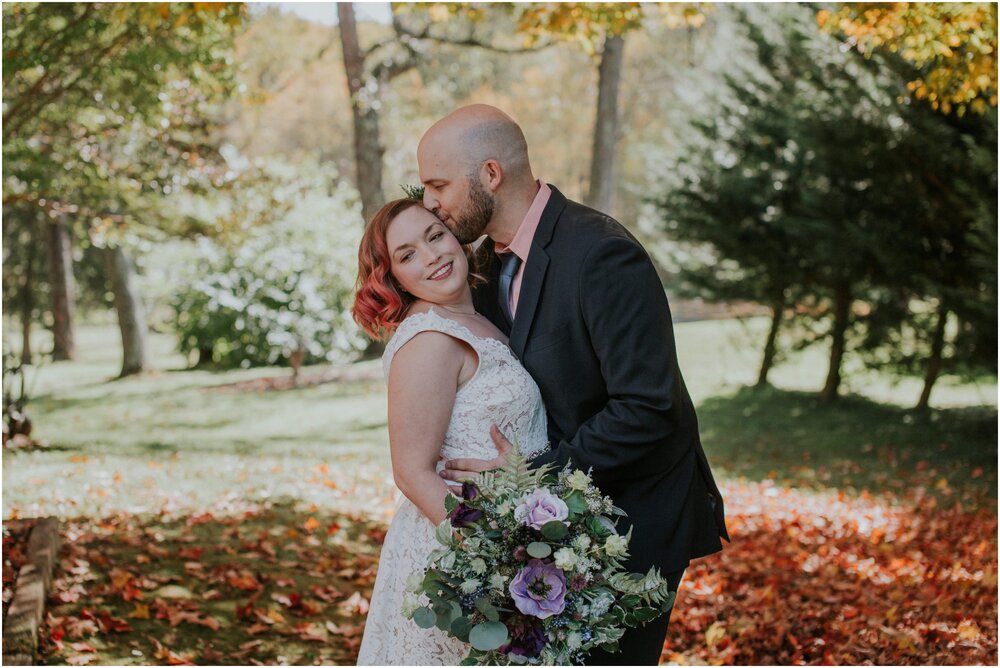 maryland-backyard-fall-intimate-fall-micro-wedding-katy-sergent-photography-virginia-tennessee-north-carolina-photographer_0051.jpg