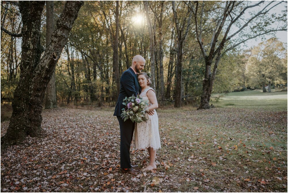 maryland-backyard-fall-intimate-fall-micro-wedding-katy-sergent-photography-virginia-tennessee-north-carolina-photographer_0131.jpg