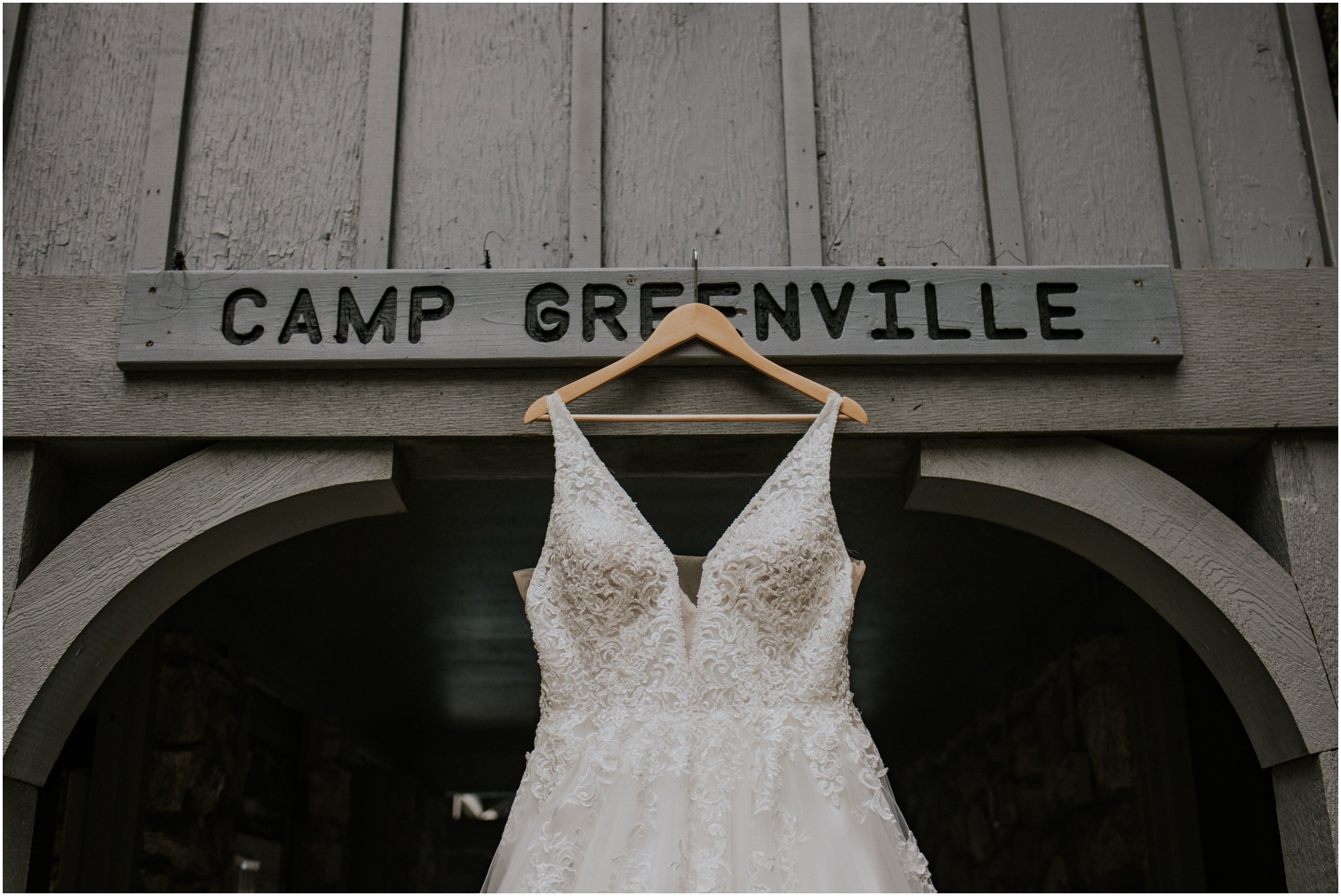 the-pretty-place-fred-symmes-chapel-greenville-sc-brevard-nc-camp-mountain-wedding-south-carolina-tennessee-katy-sergent-photography_0003.jpg