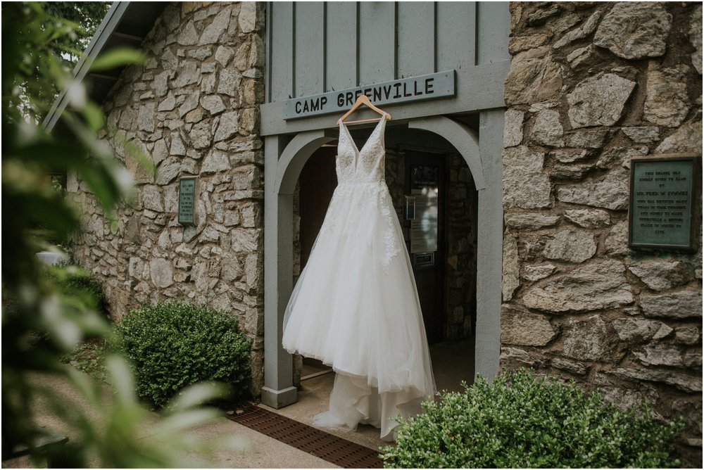 the-pretty-place-fred-symmes-chapel-greenville-sc-brevard-nc-camp-mountain-wedding-south-carolina-tennessee-katy-sergent-photography_0004.jpg