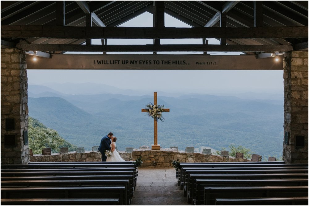 the-pretty-place-fred-symmes-chapel-greenville-sc-brevard-nc-camp-mountain-wedding-south-carolina-tennessee-katy-sergent-photography_0023.jpg