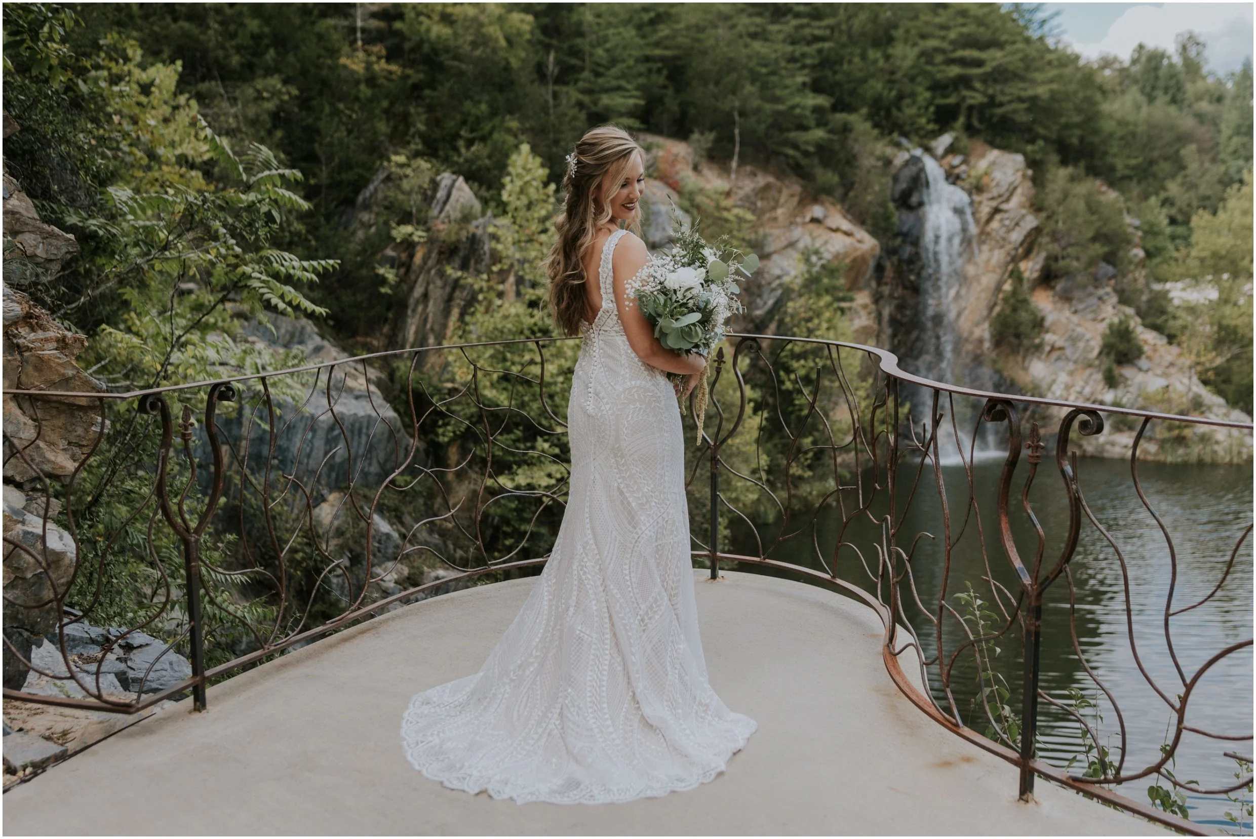 waterstone-venue-johnson-city-tennessee-east-tn-wedding-bristol-kingsport-boho-unique-waterfall-elegant-green-lavender-katy-sergent_0119.jpg