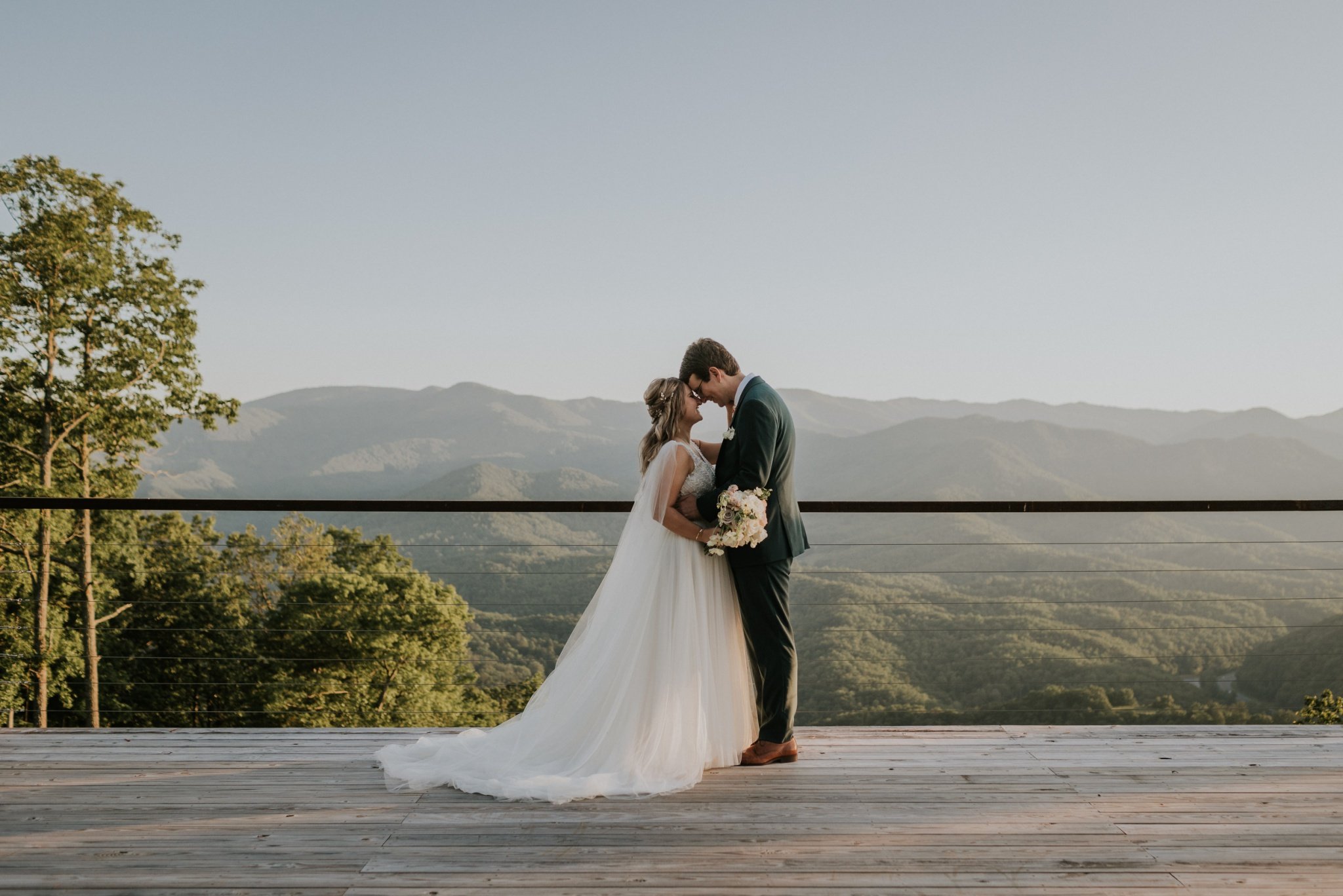 parker-mill-north-carolina-sylva-cherokee-whittier-nc-summer-outdoor-rustic-industrial-wedding-venue-asheville-katy-sergent-photography_0048.jpg