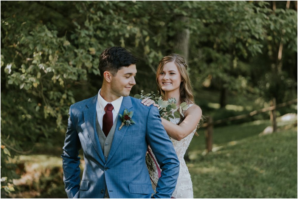 the-side-porch-wedding-venue-johnson-city-gray-tn-tennessee-fall-boho-wedding-katy-sergent-photography_0033.jpg