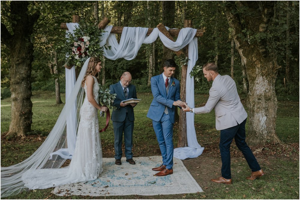 the-side-porch-wedding-venue-johnson-city-gray-tn-tennessee-fall-boho-wedding-katy-sergent-photography_0054.jpg