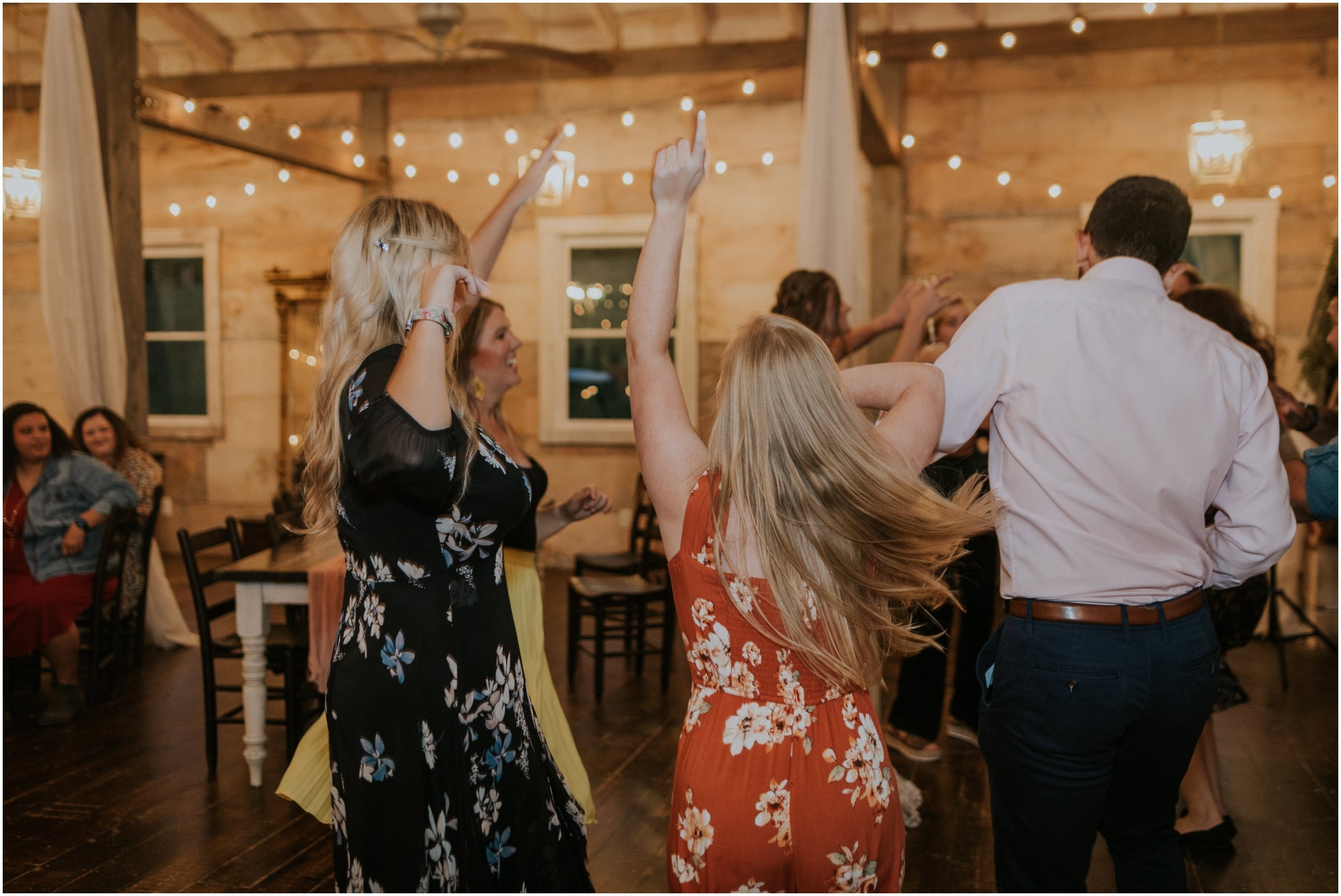 the-side-porch-wedding-venue-johnson-city-gray-tn-tennessee-fall-boho-wedding-katy-sergent-photography_0152.jpg