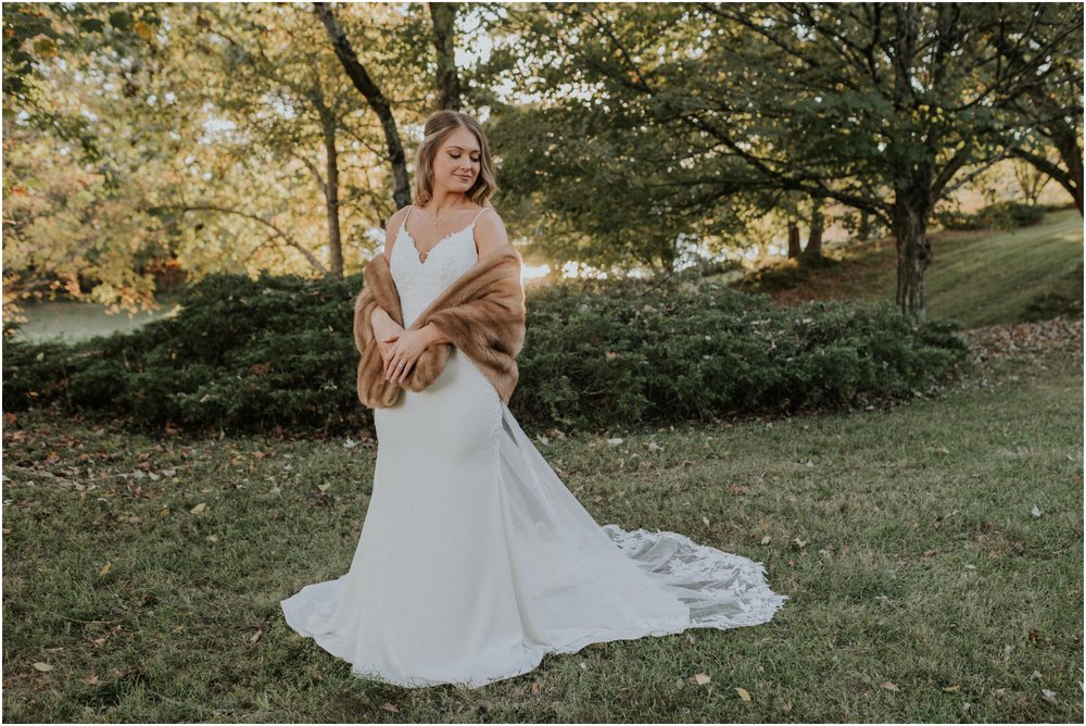 the-lake-house-venue-piney-flats-tennessee-tn-boone-lake-wedding-venue-east-johnson-city-bristol-kingsport-outdoor-adventurous-bridal-session-boho-cape-gown-dress-katy-sergent-photography_0013.jpg