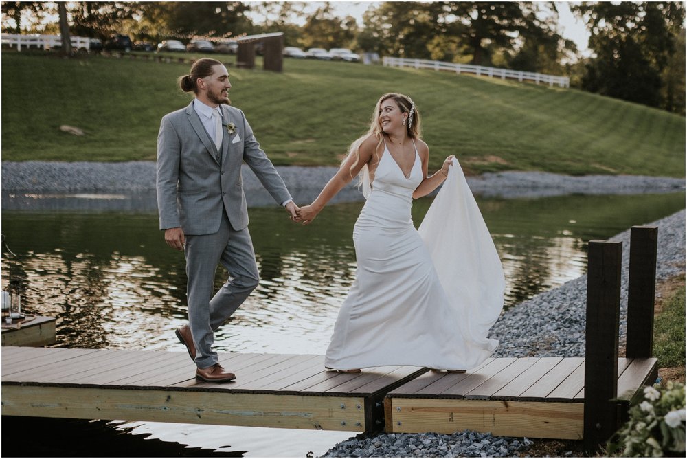 greenwood-oaks-farm-venue-greeneville-afton-limestone-tennessee-wedding-styled-boho-summer-rustic-katy-sergent-photography_0125.jpg