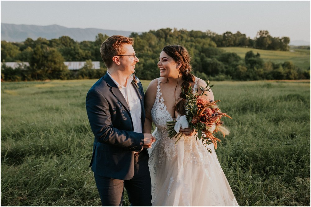 greenwood-oaks-farm-venue-greeneville-afton-limestone-tennessee-wedding-styled-boho-summer-rustic-katy-sergent-photography_0139.jpg