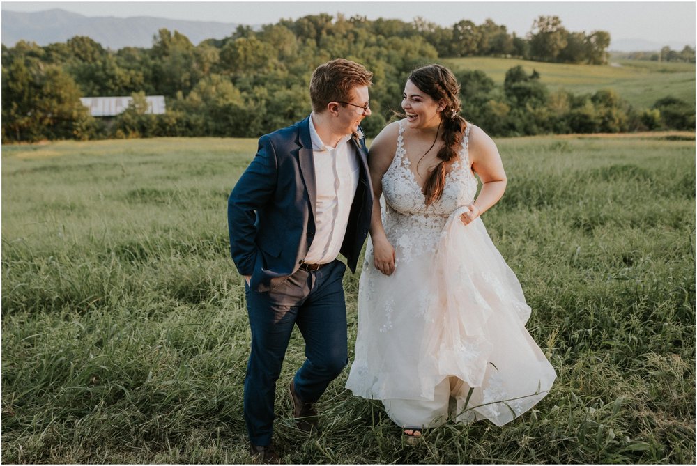 greenwood-oaks-farm-venue-greeneville-afton-limestone-tennessee-wedding-styled-boho-summer-rustic-katy-sergent-photography_0140.jpg