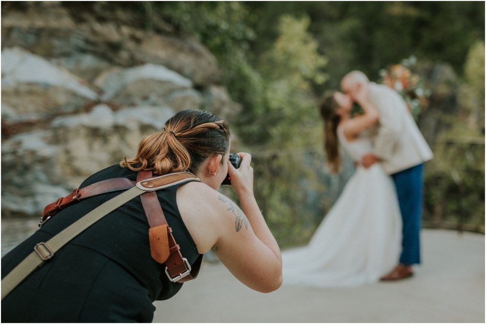 katy-sergent-photography-behind-the-scenes-johnson-city-bristol-kingsport-greeneville-asheville-knoxville-tn-northcarolina-boone-nc-wedding-engagement-branding-outdoors-photography_0106.jpg