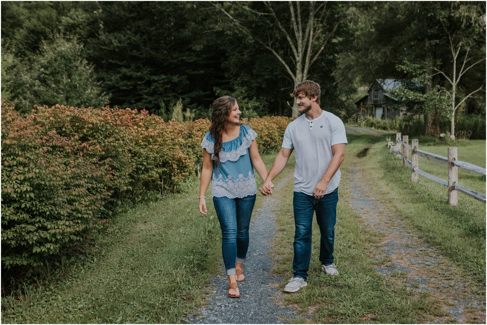 banner-elk-north-carolina-boone-nc-fall-engagement-session_0010.jpg