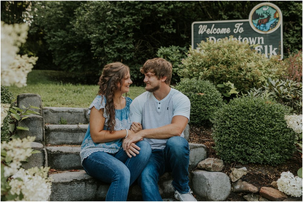 banner-elk-north-carolina-boone-nc-fall-engagement-session_0025.jpg