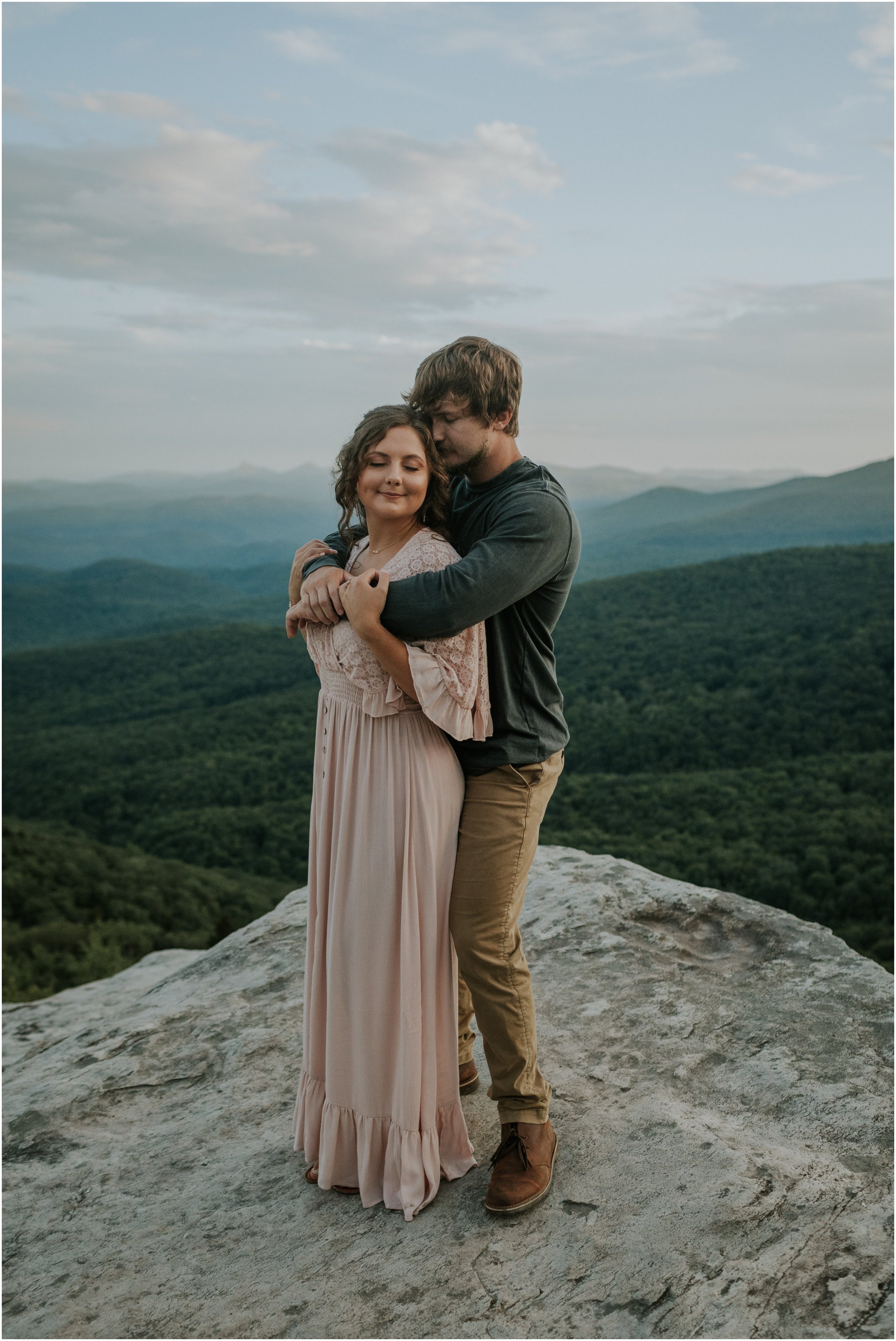 banner-elk-north-carolina-boone-nc-fall-engagement-session_0028.jpg